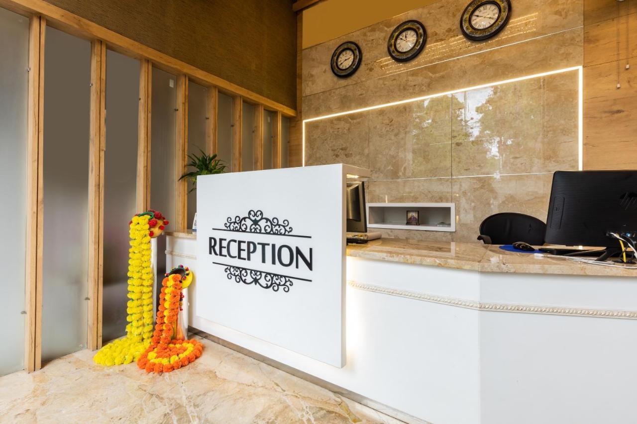 Capital O 47403 Hotel Manjeet Bhópál Exteriér fotografie