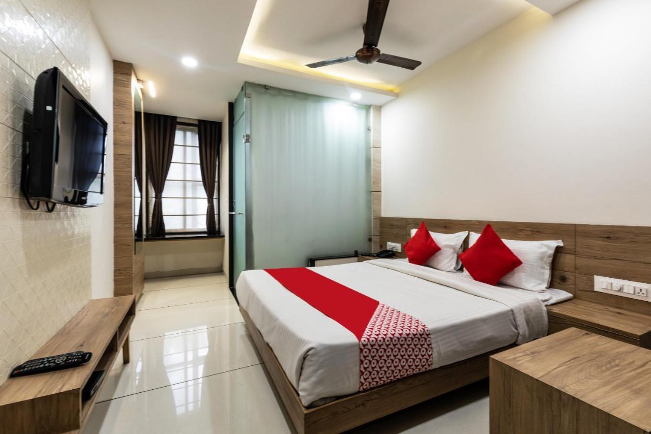 Capital O 47403 Hotel Manjeet Bhópál Exteriér fotografie