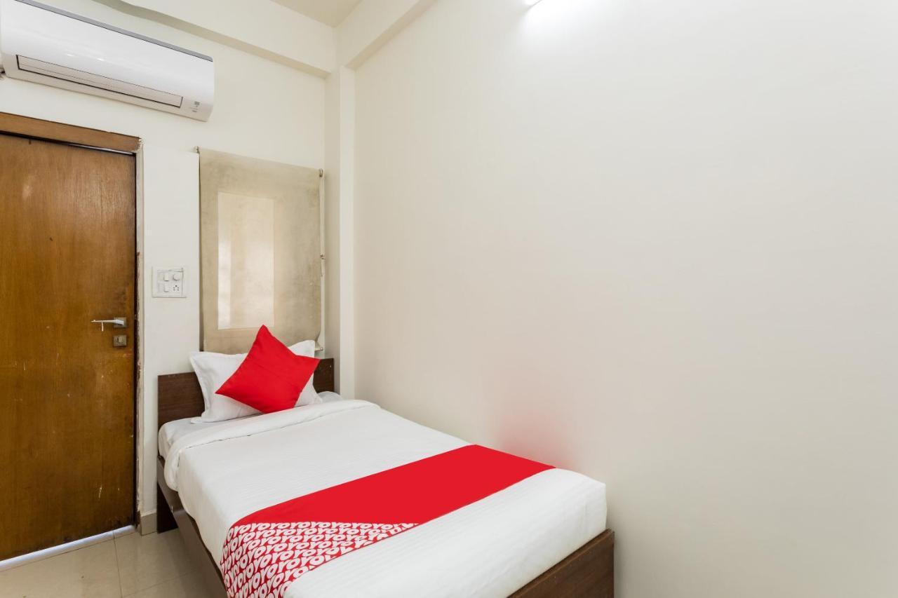 Capital O 47403 Hotel Manjeet Bhópál Exteriér fotografie