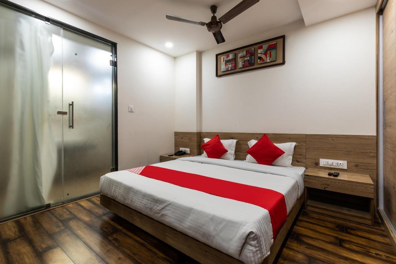 Capital O 47403 Hotel Manjeet Bhópál Exteriér fotografie